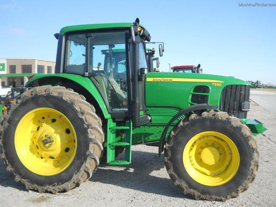 2011 John Deere 7330 Cab