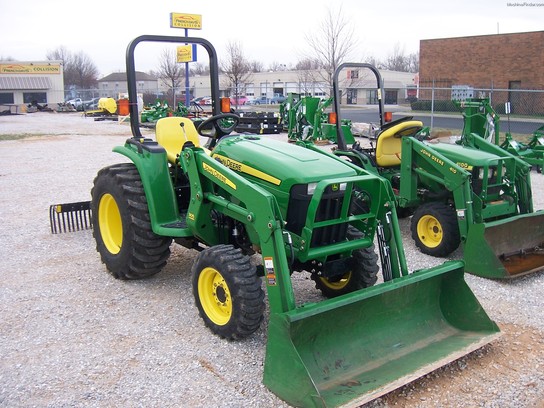 2009 John Deere 3032E