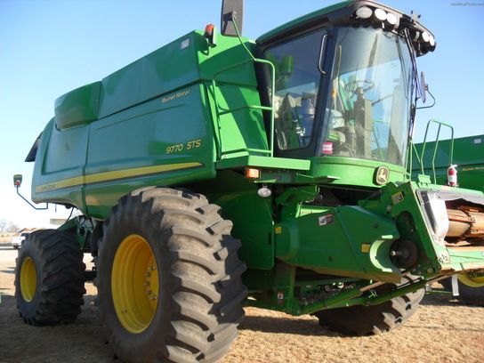 2011 John Deere 9770 STS