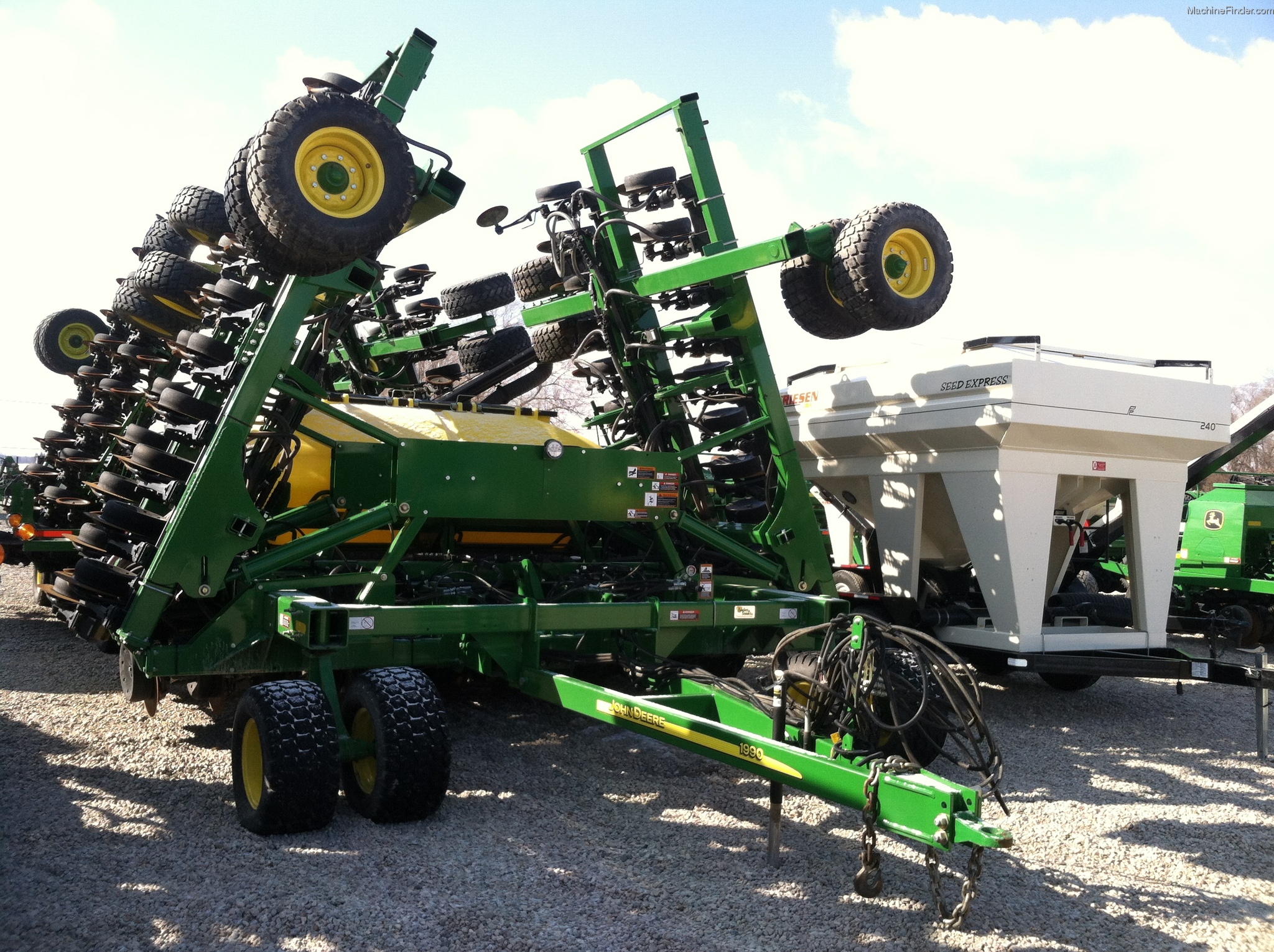2013 John Deere 1990 CCS Planting & Seeding Air Drills & Seeders John Deere MachineFinder