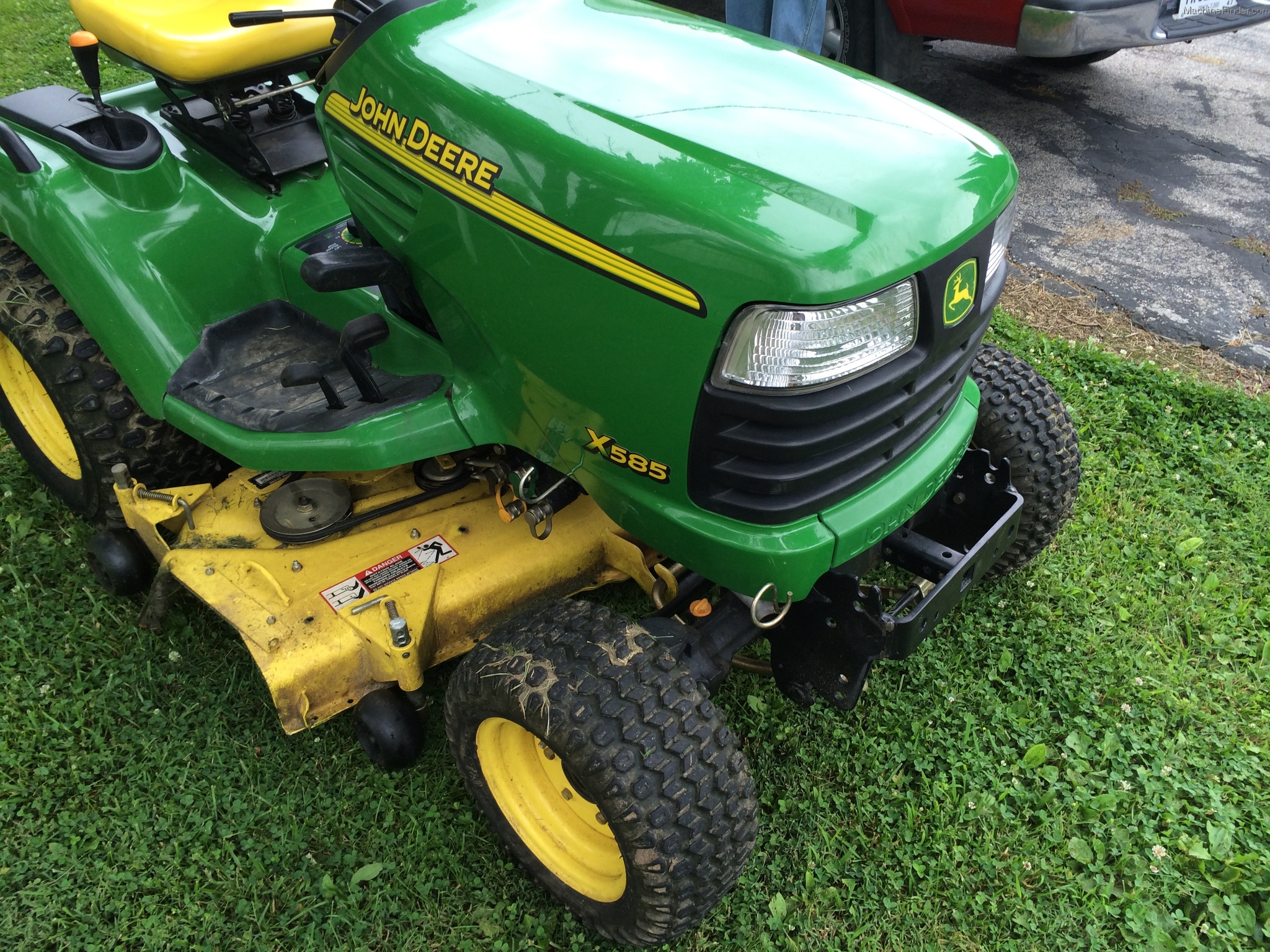 2003 John Deere X585 Lawn & Garden and Commercial Mowing John Deere