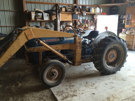 Ford 3000 Tractors - Utility (40-100hp) - John Deere MachineFinder