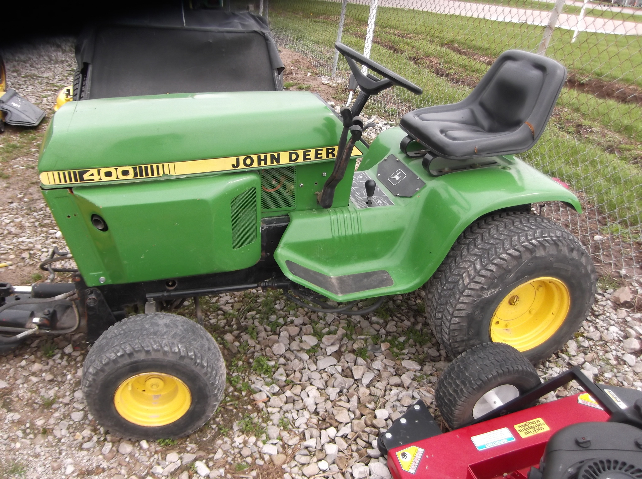 John Deere 400 Lawn & Garden and Commercial Mowing John Deere