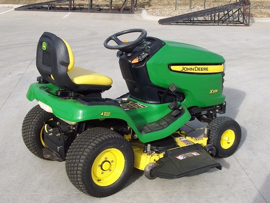 2006 John Deere X324-48