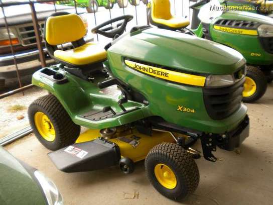 2010 John Deere X304