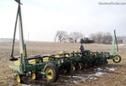 1990 John Deere 7300 12x30