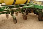  John Deere 7000