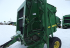 2004 John Deere 567