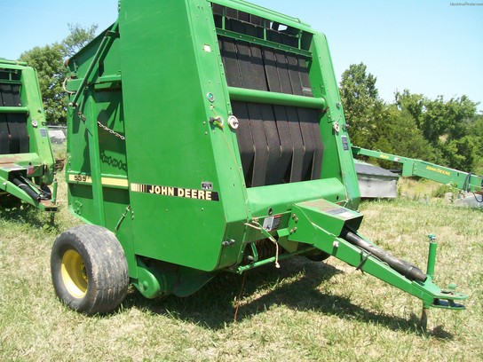  John Deere 535