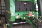 2004 John Deere 567