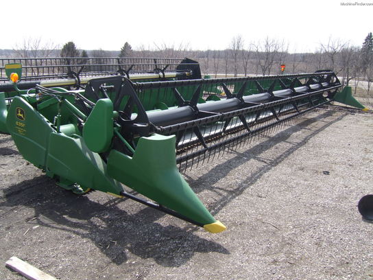 2006 John Deere 635F