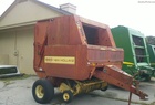 1992 New Holland 660