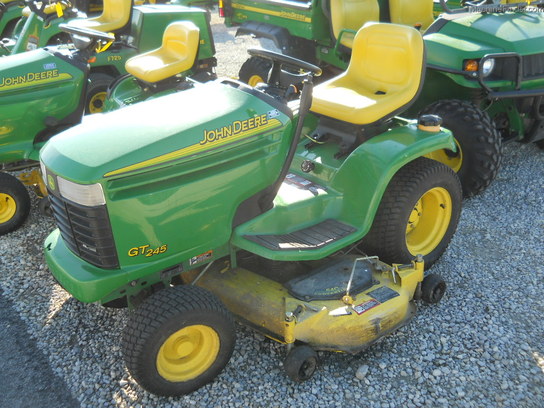 2002 John Deere GT245