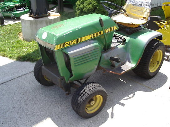 1985 John Deere 214