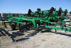 2006 John Deere 2700