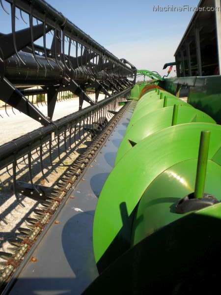 2004 John Deere 635F