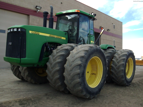 2000 John Deere 9400