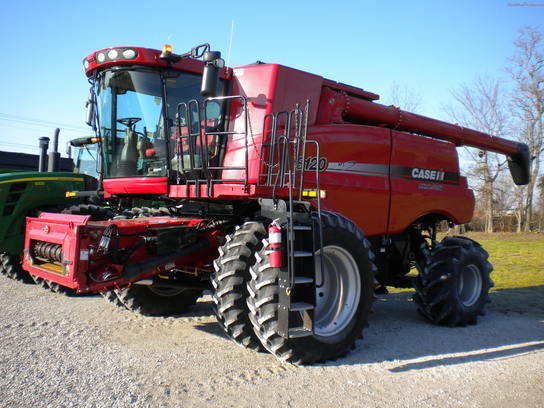 2011 Case IH 8120