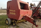 2000 New Holland 688