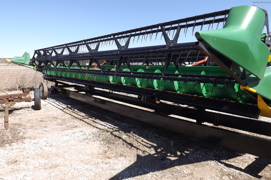 2010 John Deere 635F