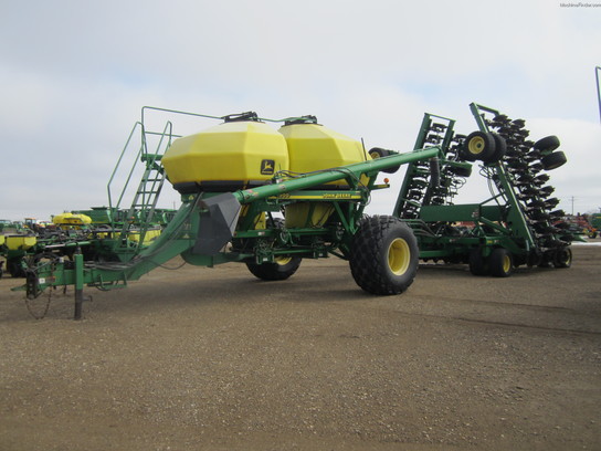 2000 John Deere 1860/1900