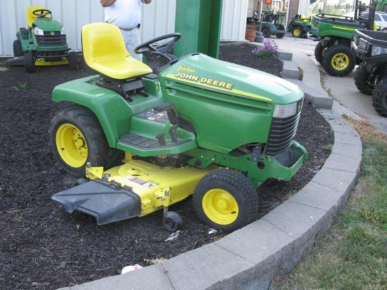 1998 John Deere 345