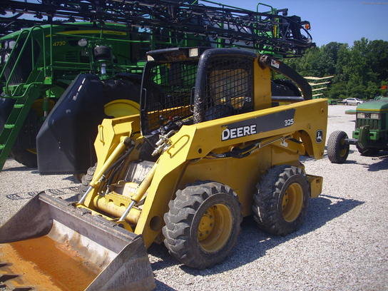 2008 John Deere 325