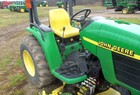 2000 John Deere 4300