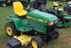 2000 John Deere 425