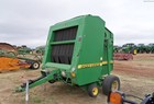 1997 John Deere 566