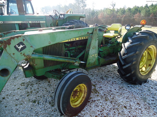 1978 John Deere 2440