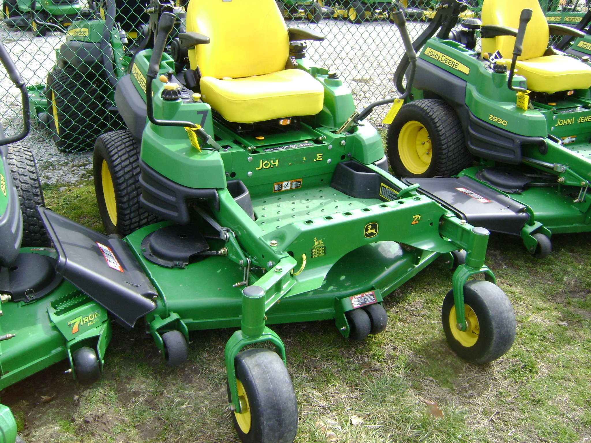 2011 John Deere Z930A Lawn & Garden and Commercial Mowing John Deere