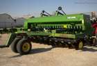  John Deere 750