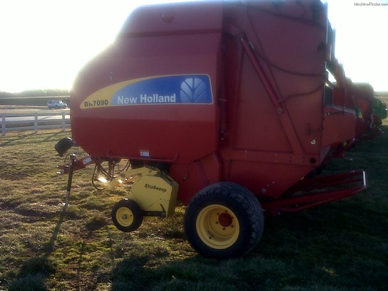 2008 New Holland BR7090
