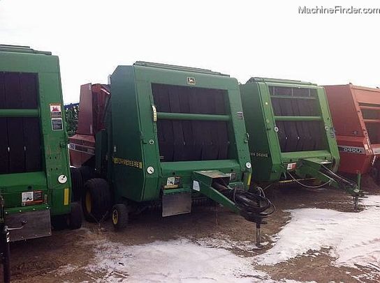 1997 John Deere 566