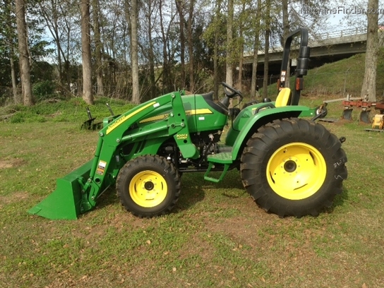 2012 John Deere 4105