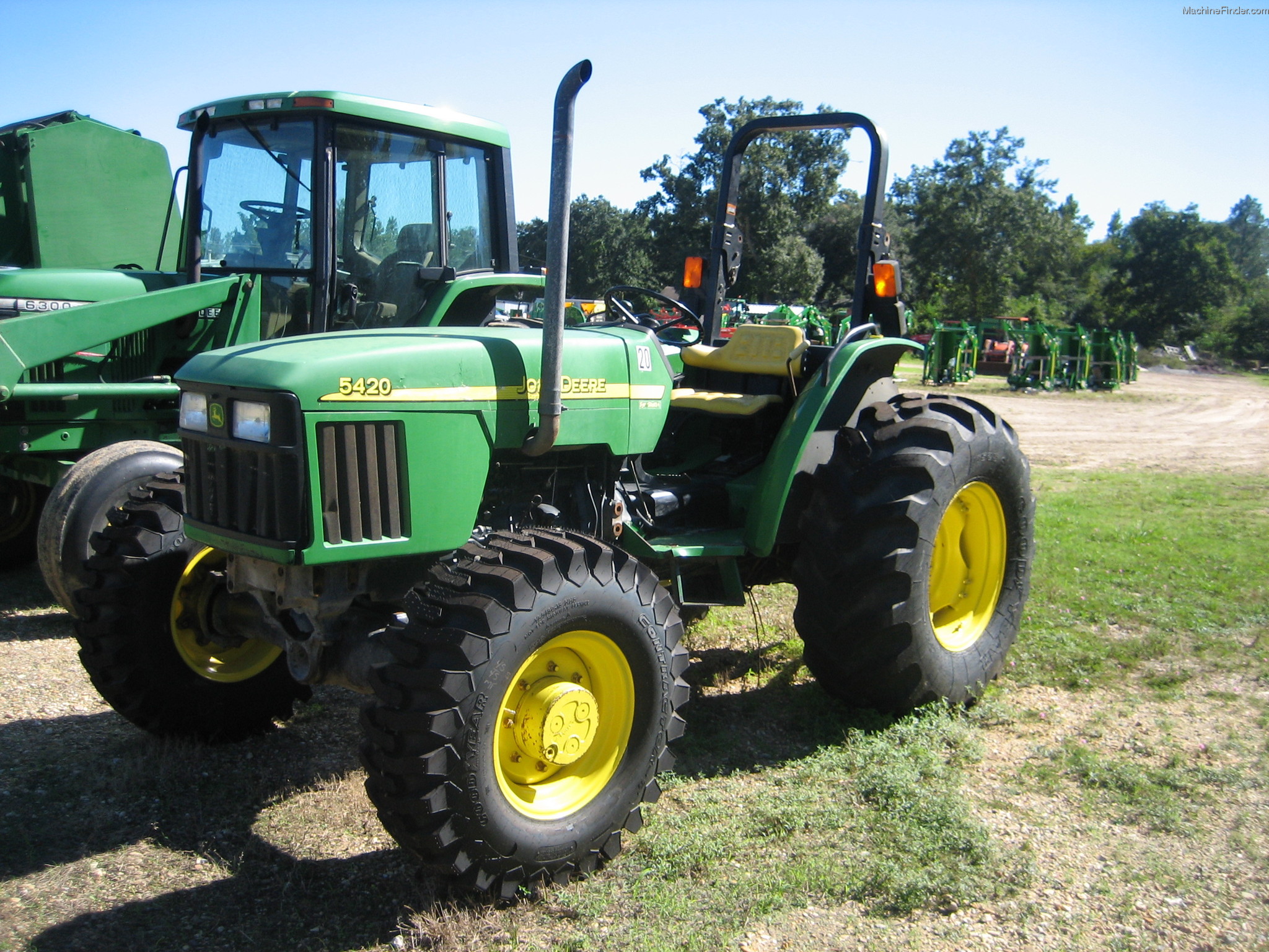 2004 John Deere 5420 Tractors Utility (40100hp) John Deere