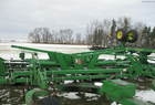 2009 John Deere 2410