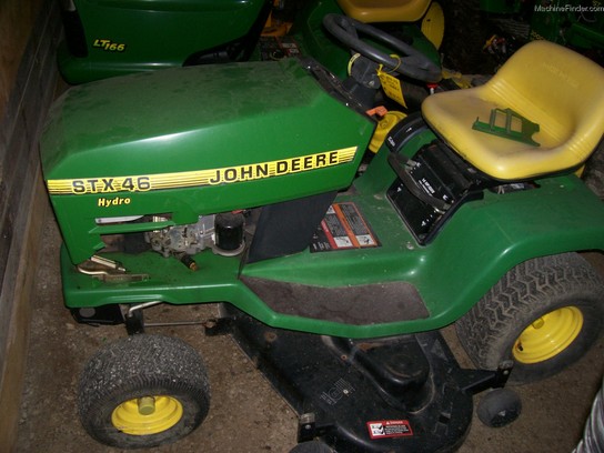  John Deere STX46