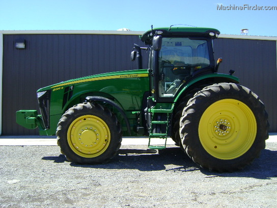 2011 John Deere 8285R