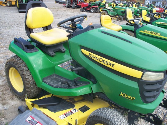  John Deere X540