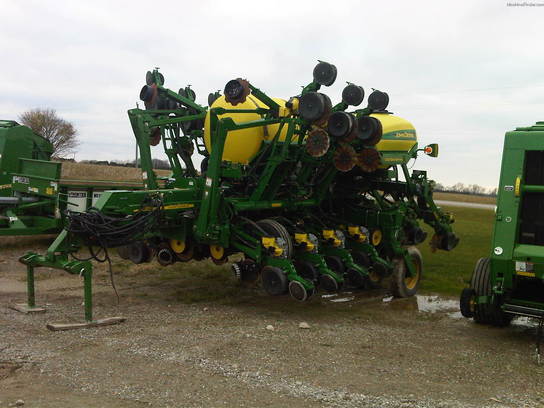  John Deere 1790