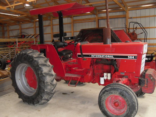 1984 International Harvester 584
