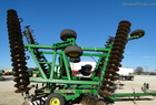 2009 John Deere 637