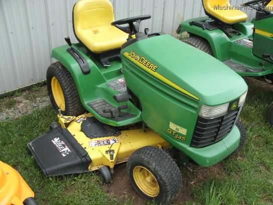 2003 John Deere GT245