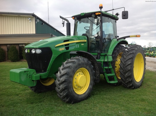 2010 John Deere 7830
