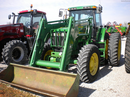 2000 John Deere 7810