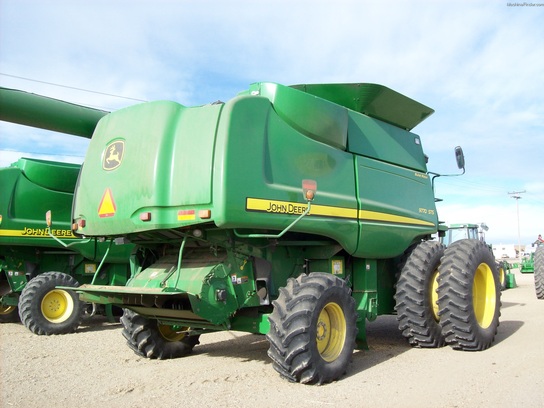 2008 John Deere 9770