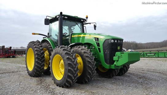 2010 John Deere 8270R