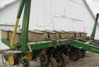  John Deere 7000